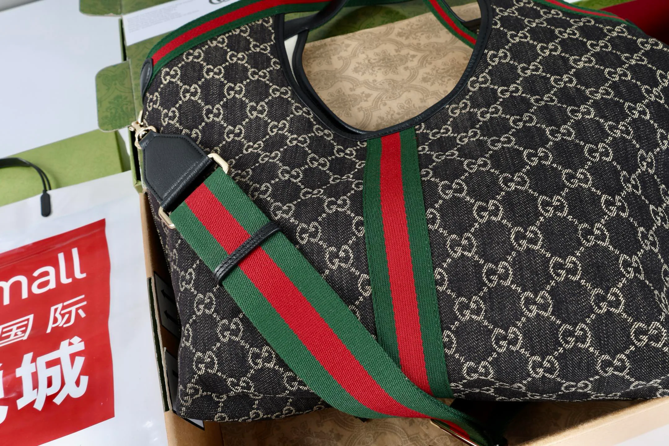 Women's Classic Handbags GUCCI 17886049