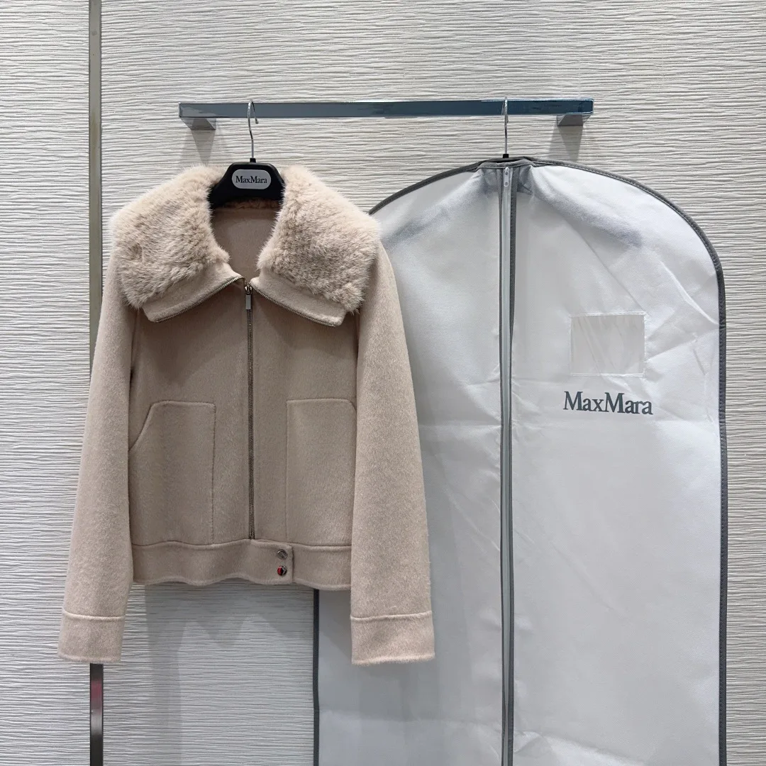 Women's Coats MAX MARA 18456296