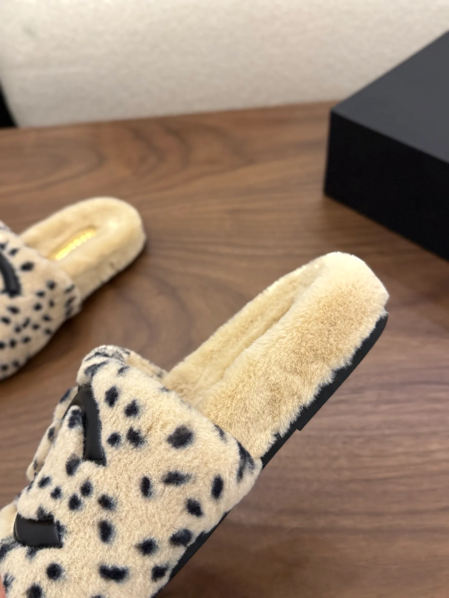 Women's Slippers CHANEL 18223622