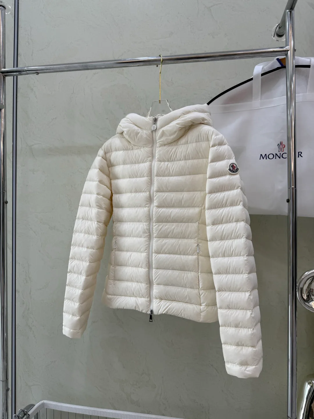 Men's Jackets And Down Jackets MONCLER 18029895