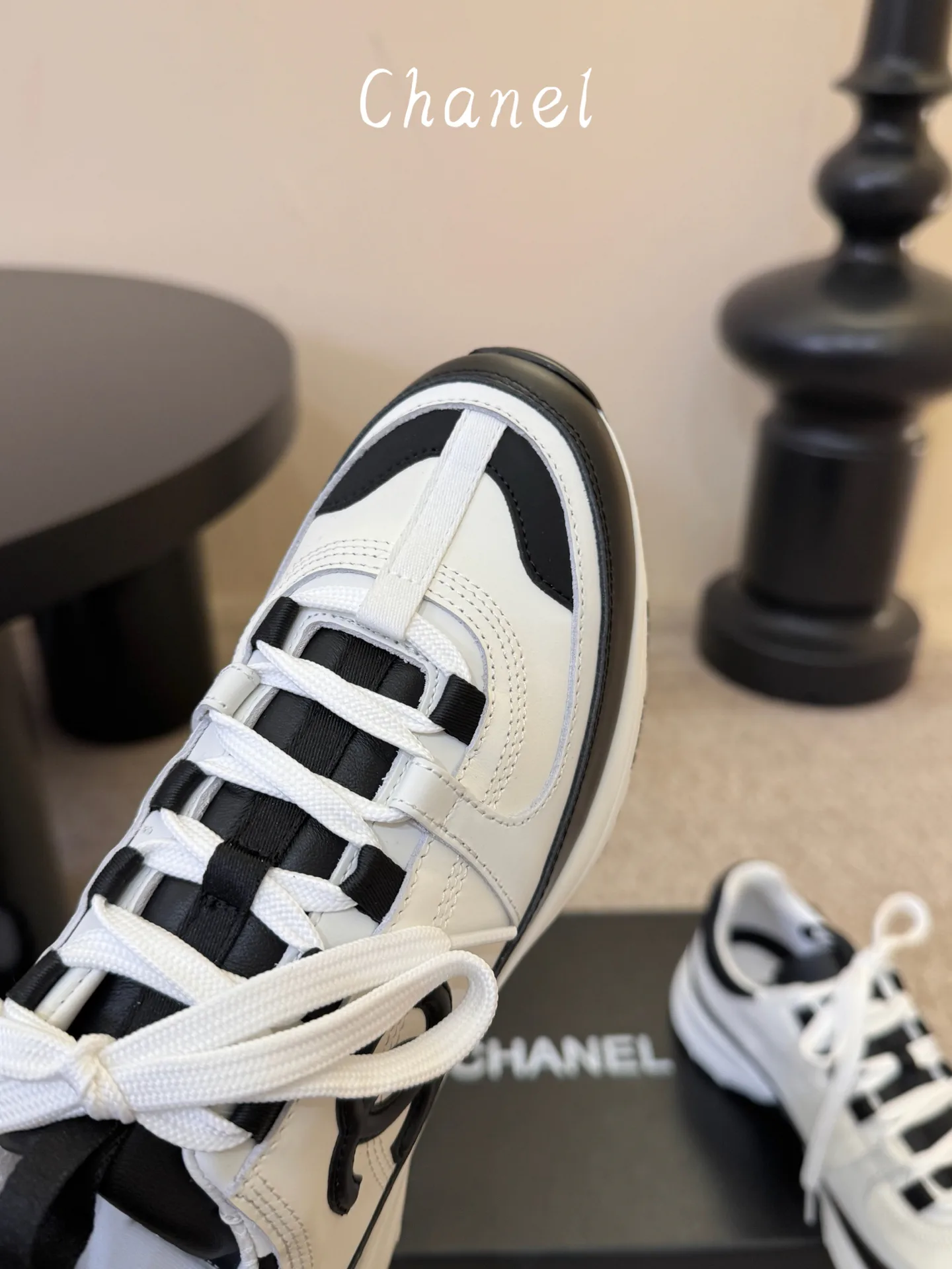 Women's Sneakers CHANEL 17978460