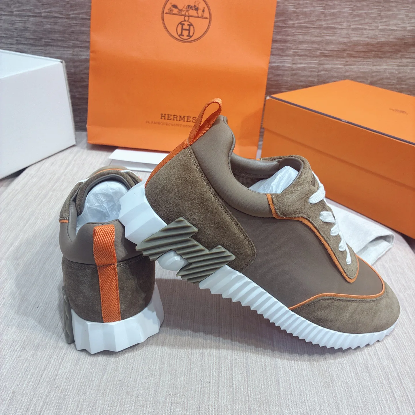 Women's Sneakers HERMES 17977062