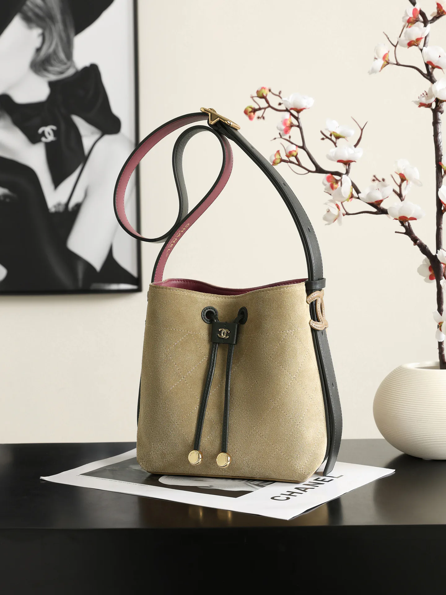 Women's Classic Handbags CHANEL 18147686