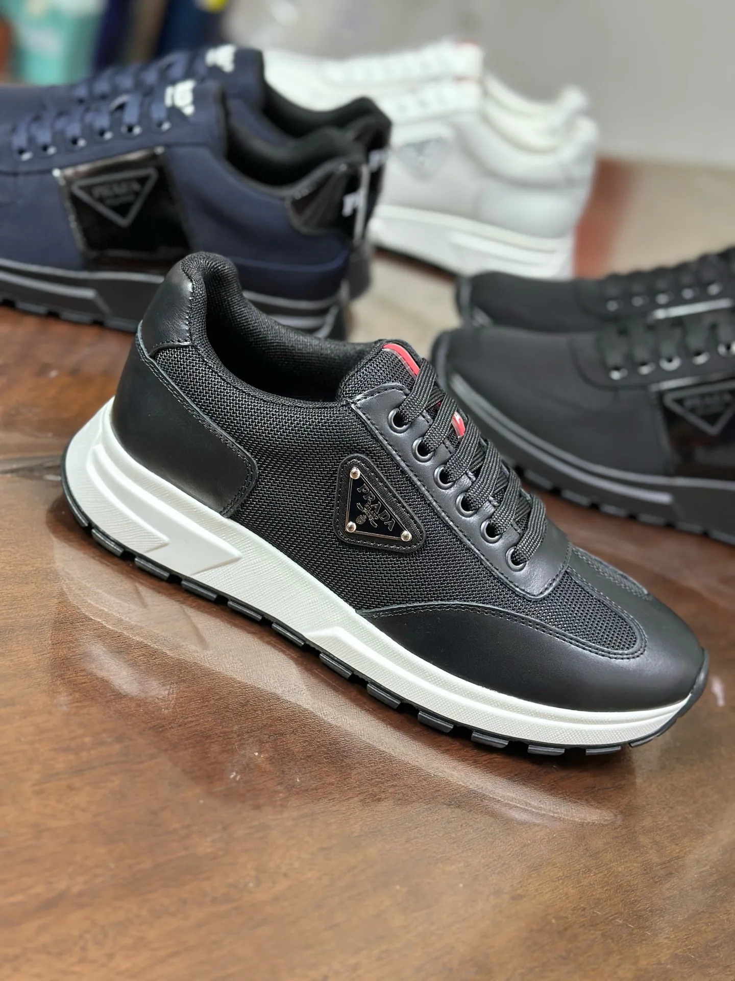 Men's Sneakers PRADA 17037907