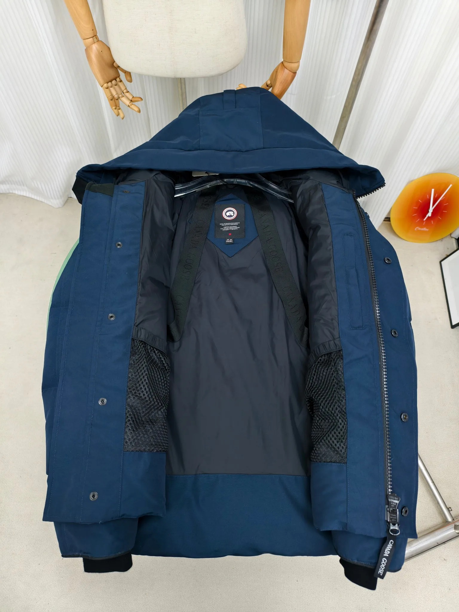 Куртки И Пуховики Мужские Canada Goose 18684537