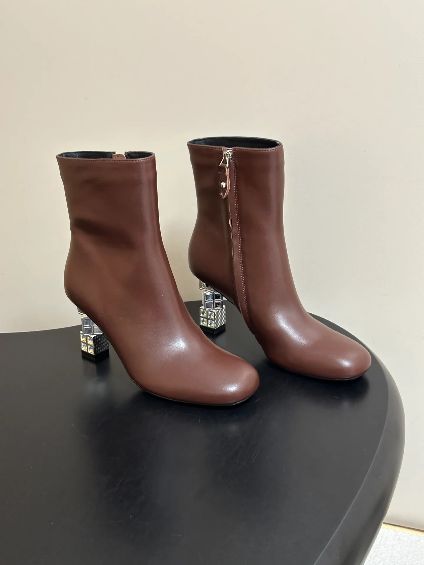 Women's Booties LOUIS VUITTON 18392550