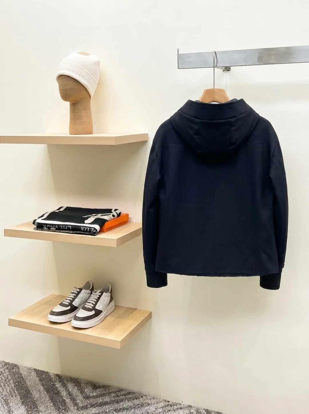 Куртки И Пуховики Мужские Moncler 18596605