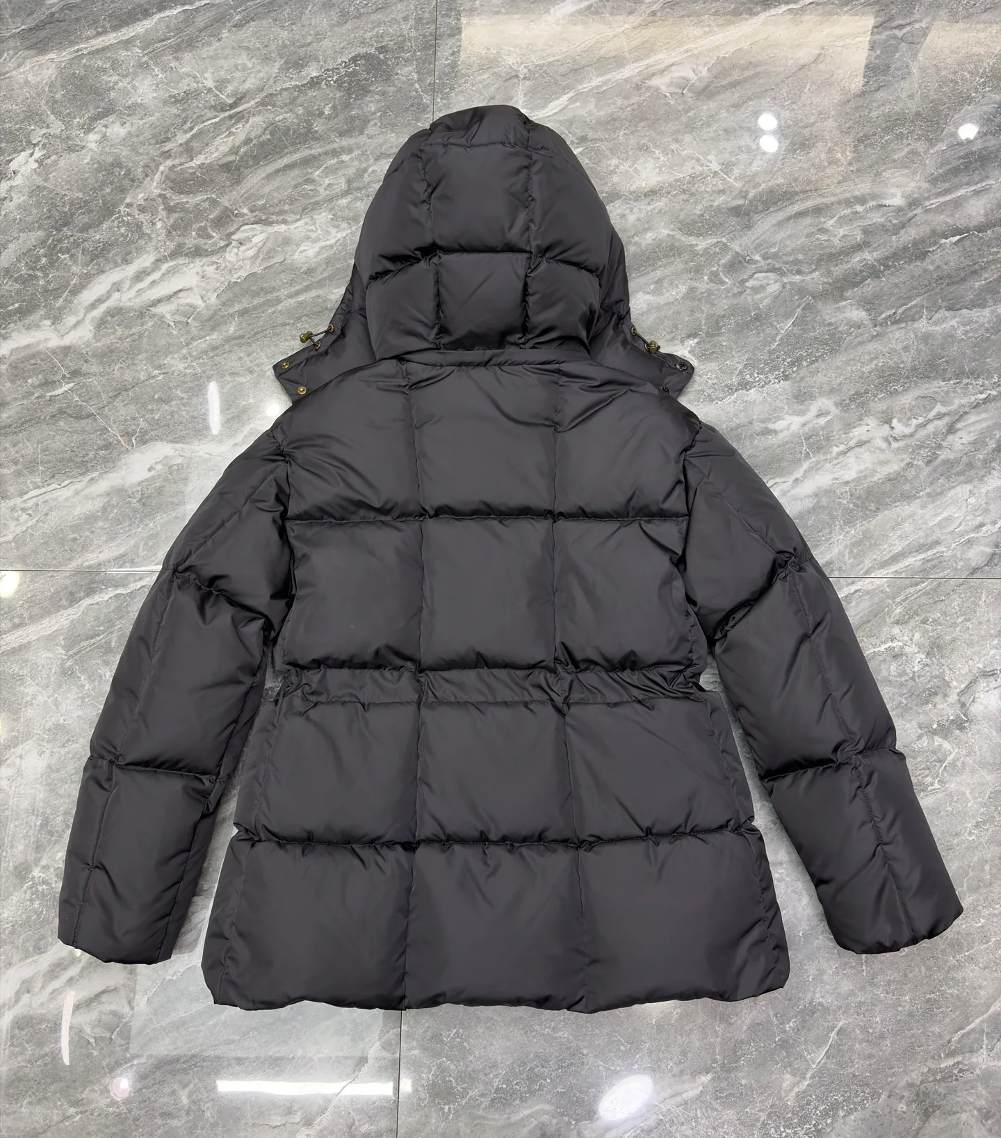 Women's Jackets And Down Jackets MONCLER 17801604