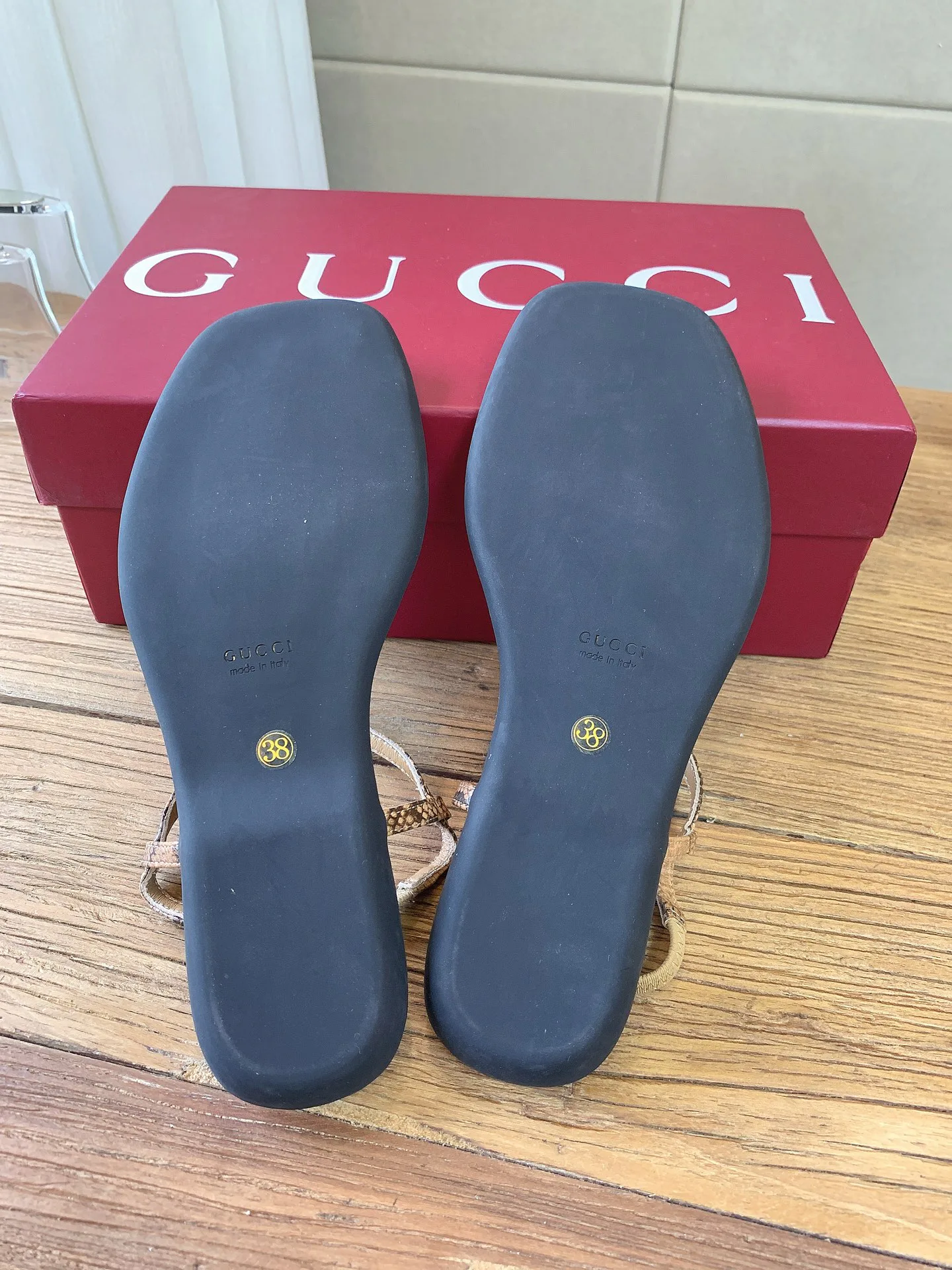 Women's Open-Toe Sandals GUCCI 16942041