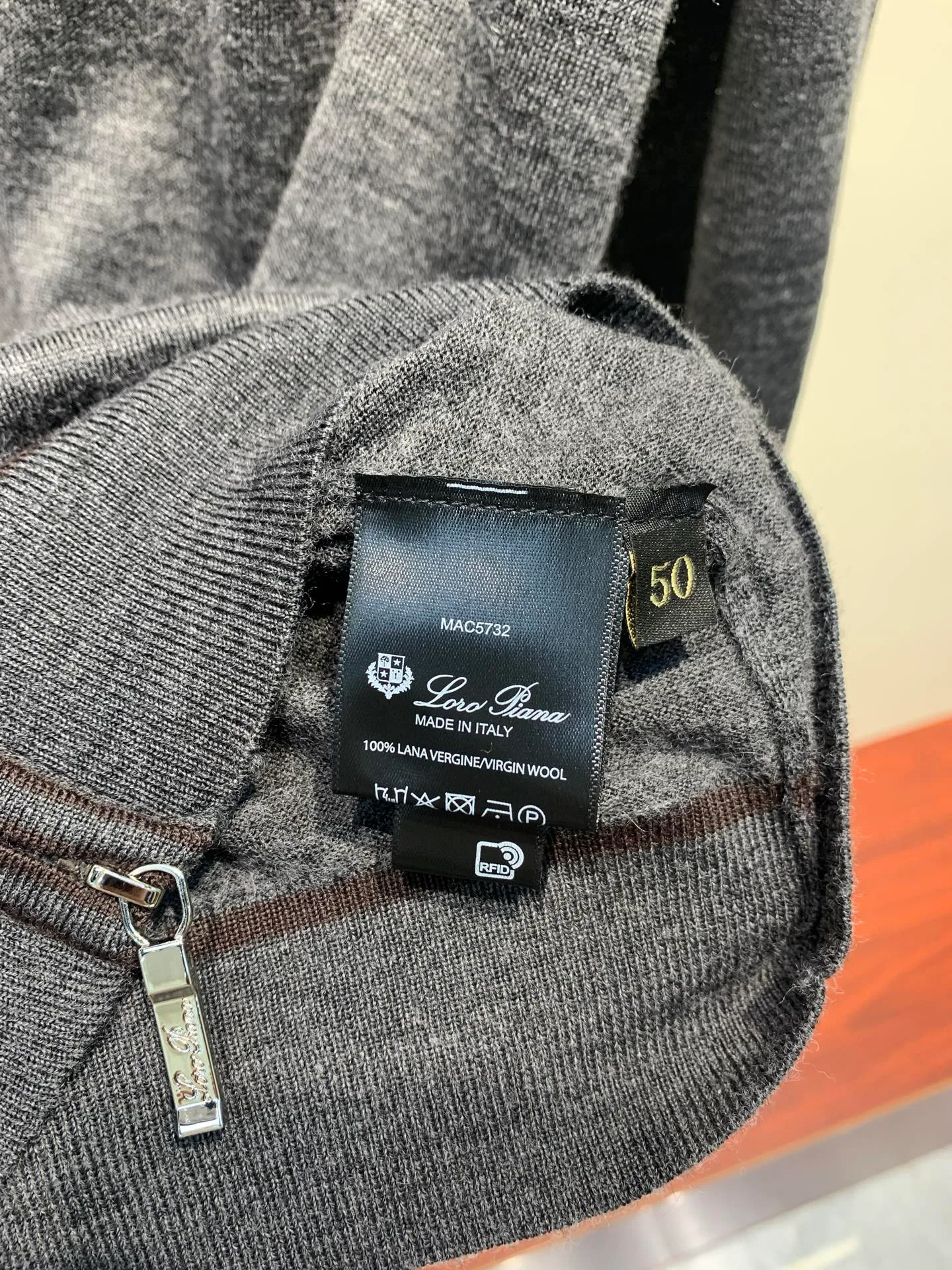 Men's Jumpers And Sweaters LORO PIANA 18084329