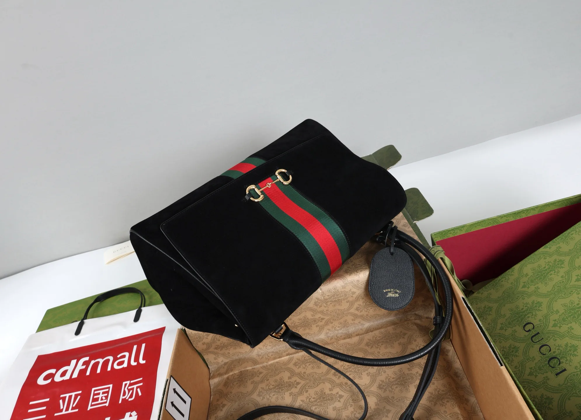 Women's Classic Handbags GUCCI 18250574
