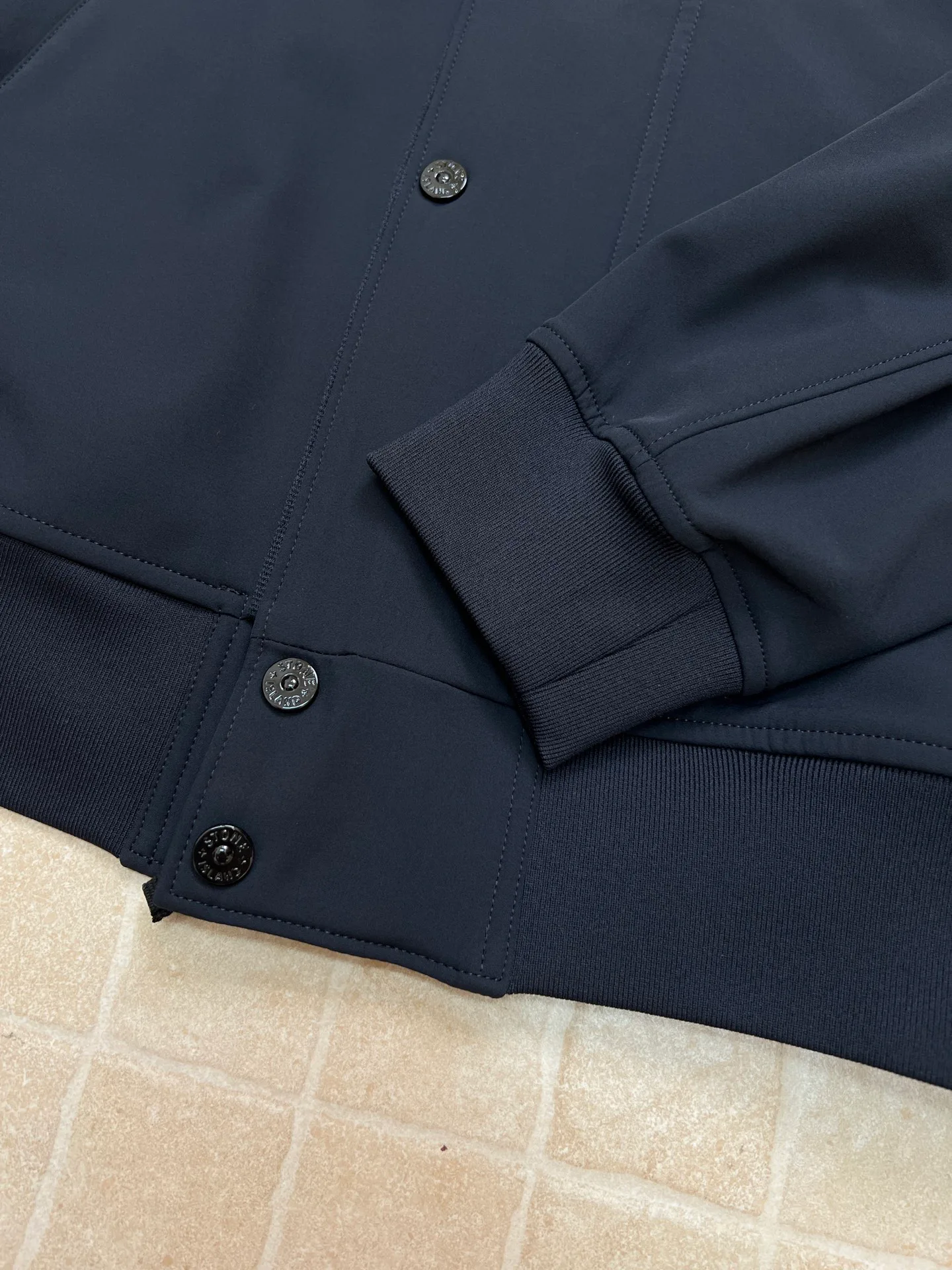 Men's Jackets And Down Jackets STONE ISLAND 18008205