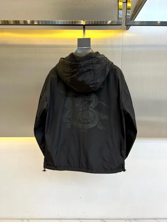 Men's Jackets And Down Jackets BURBERRY 18416789
