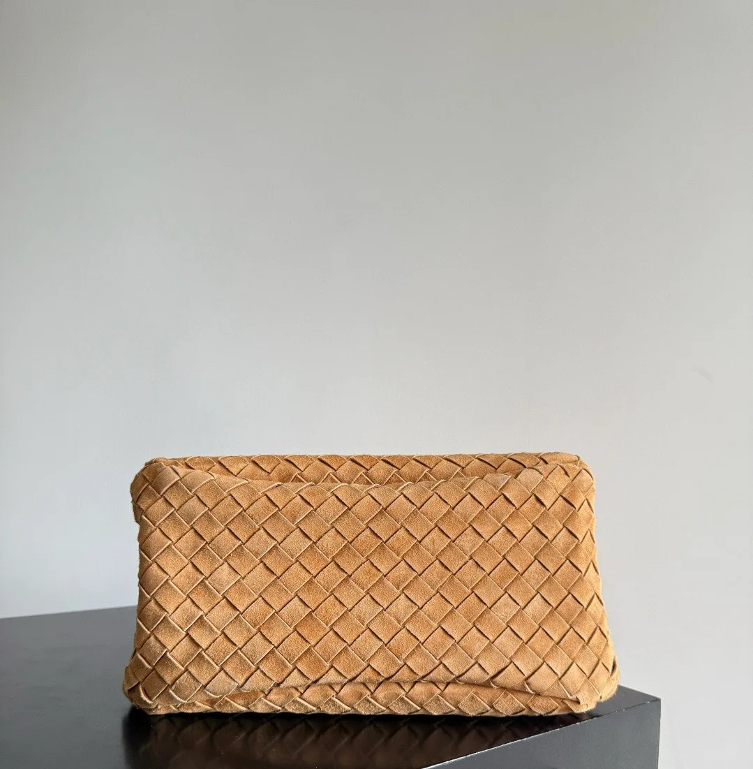 Women's Classic Handbags BOTTEGA VENETA 17972587