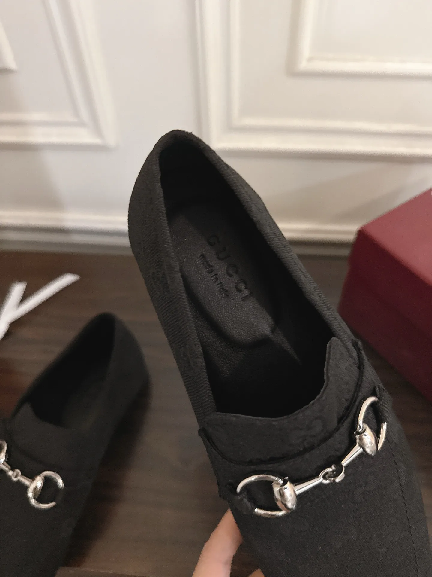 Women's Loafers And Moccasins GUCCI 17956771