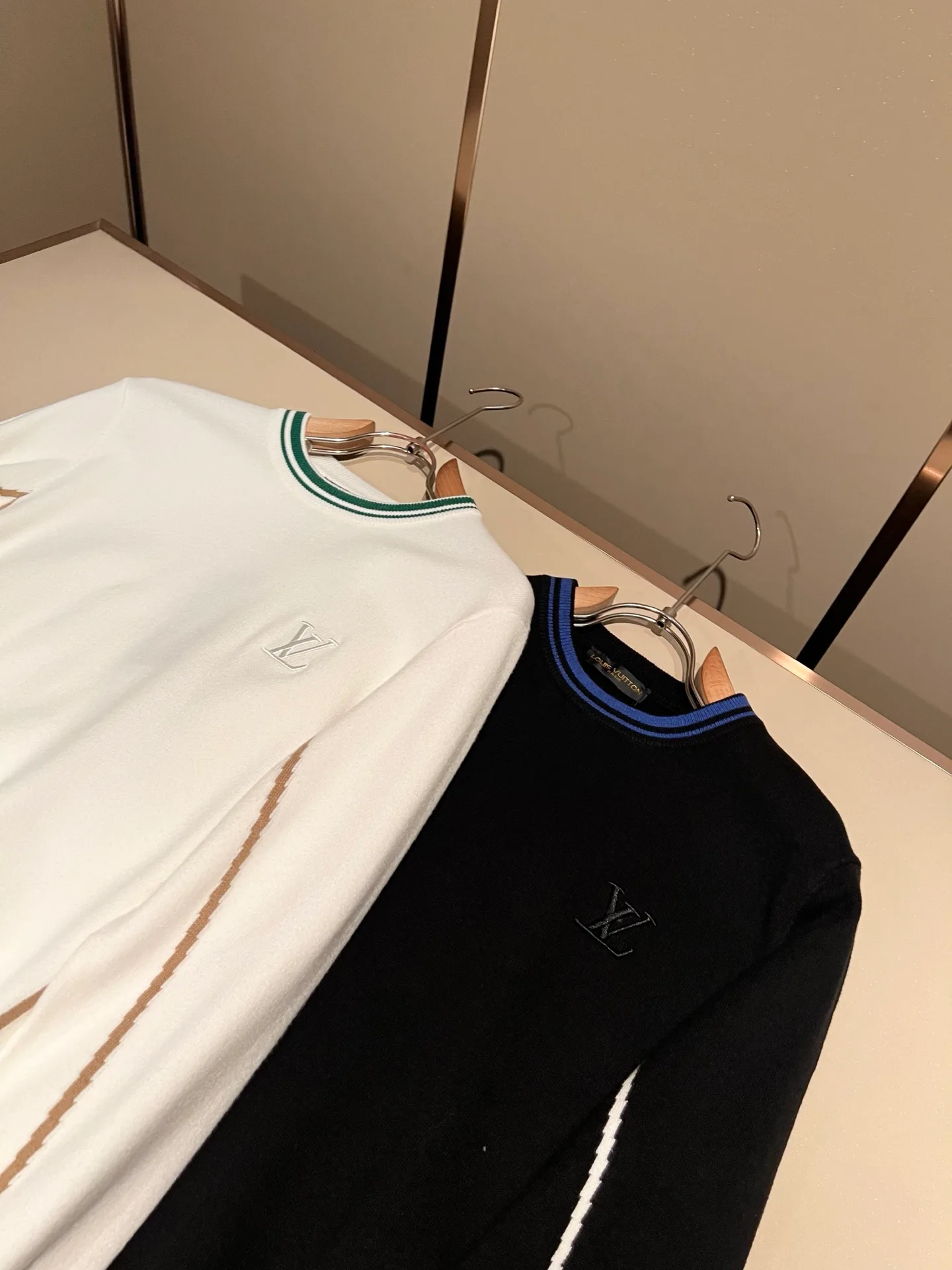 Джемперы И Свитеры Мужские Louis Vuitton 18592577