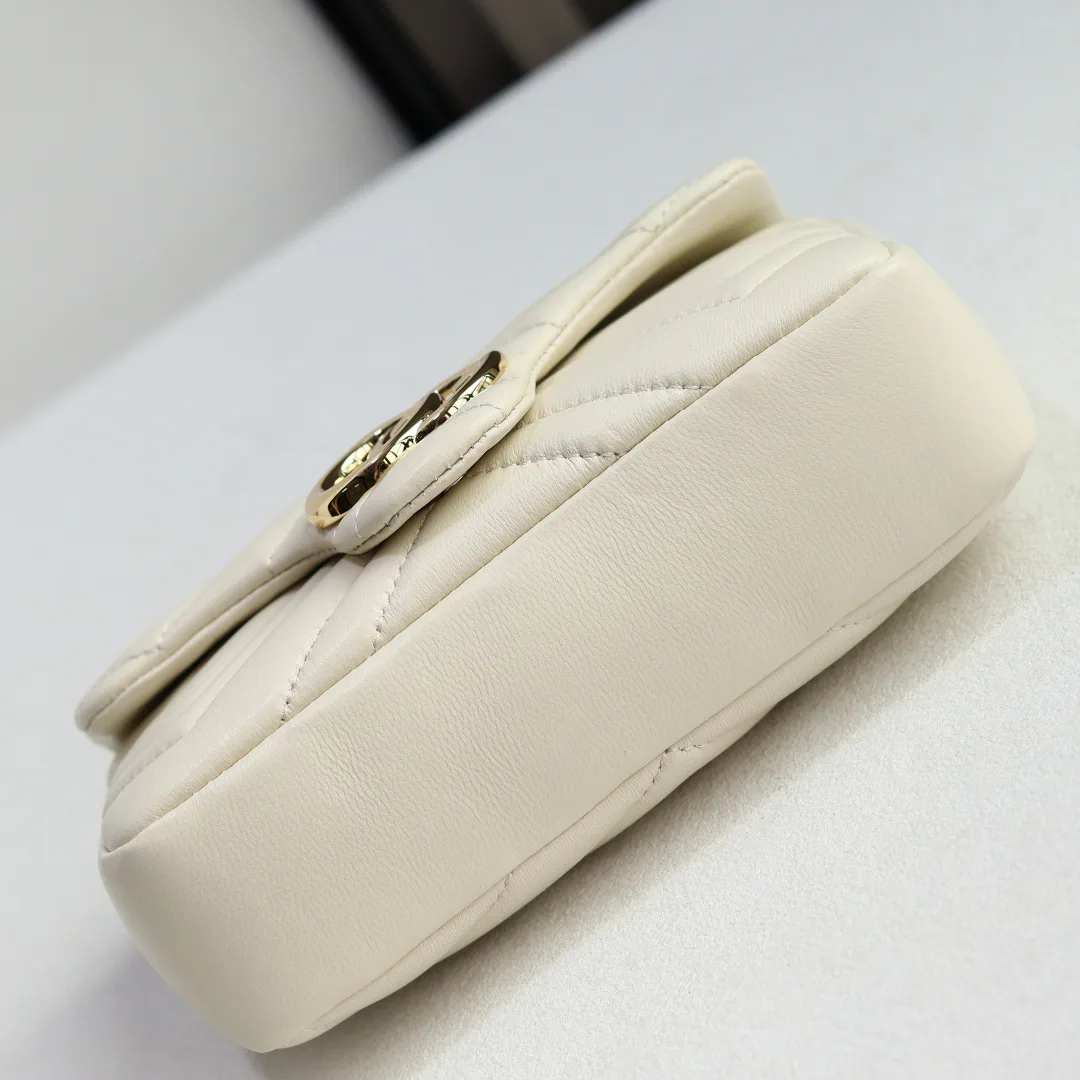 Women's Classic Handbags GUCCI 17948079