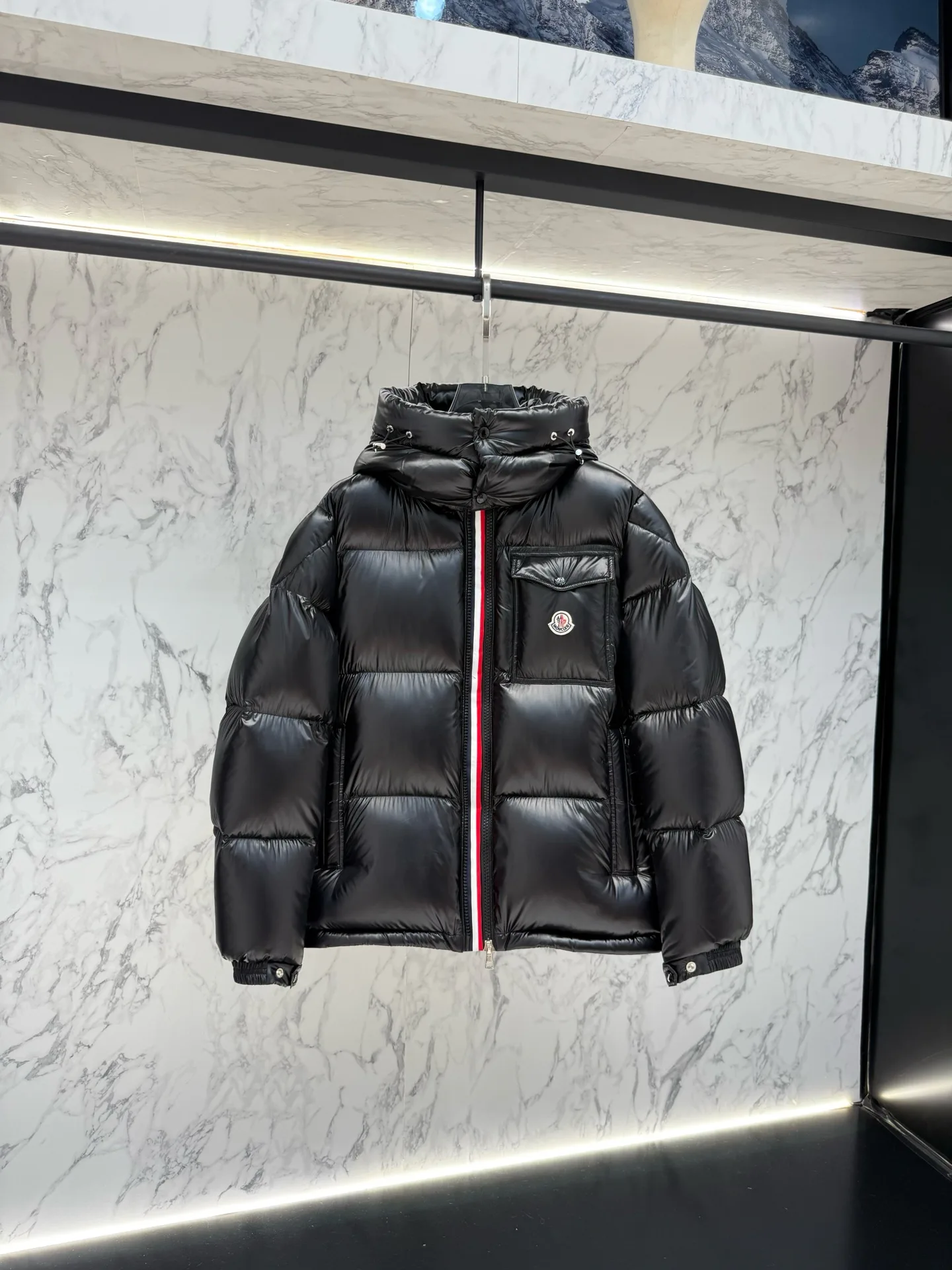 Men's Jackets And Down Jackets MONCLER 17974314