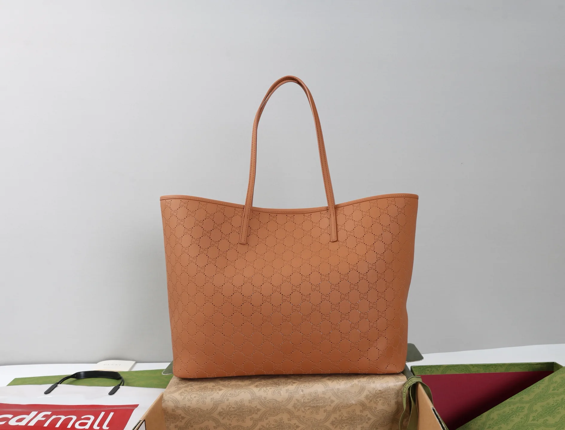 Women's Classic Handbags GUCCI 18065338