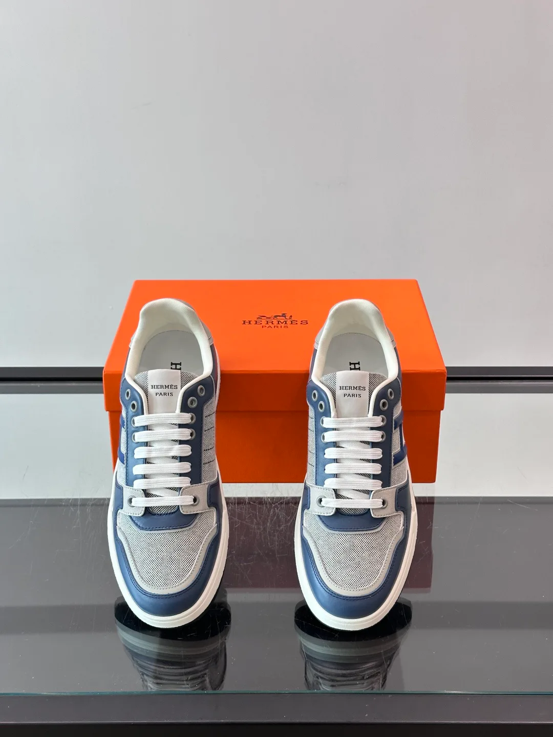 Men's Sneakers HERMES 18500636