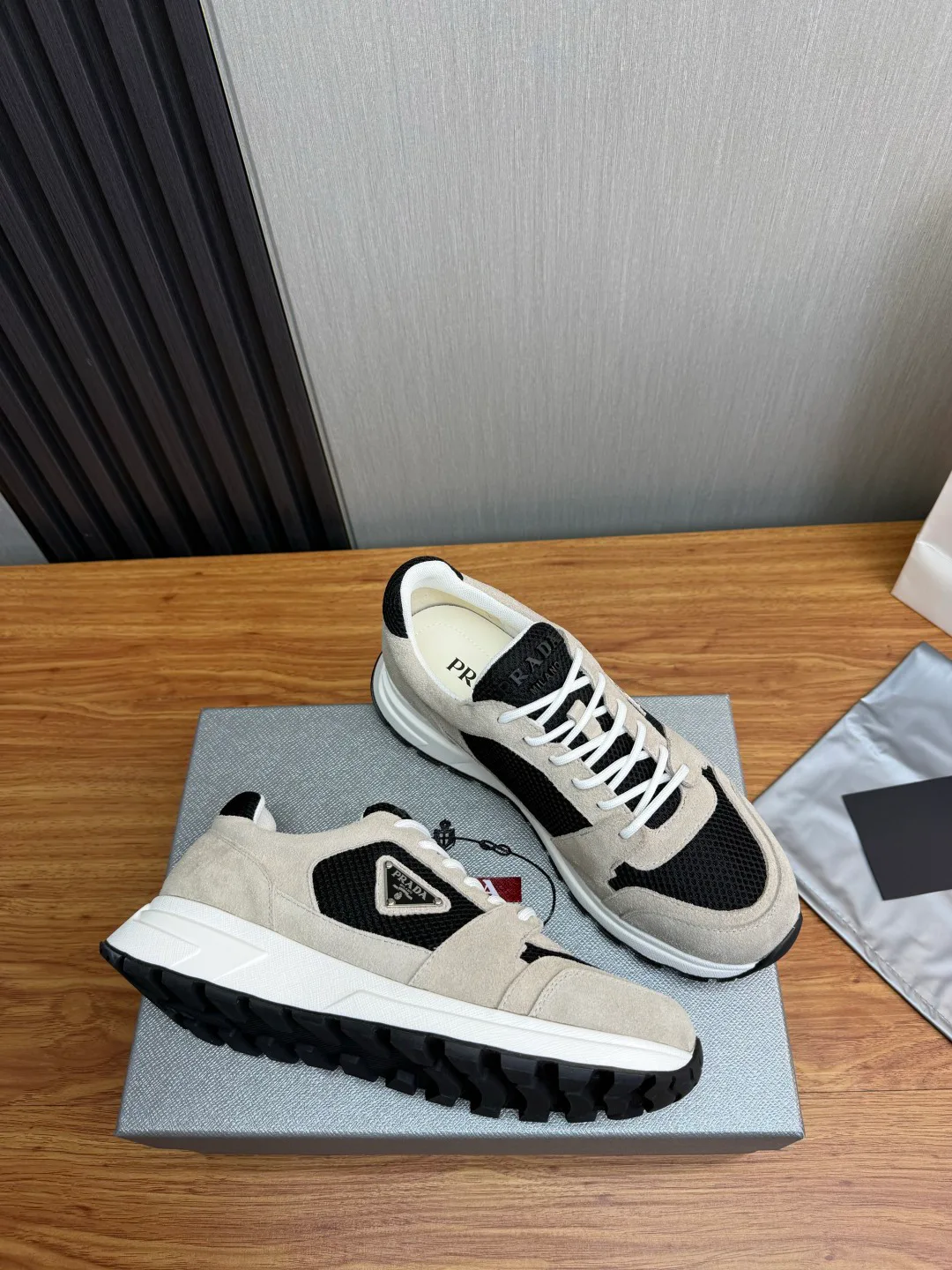 Men's Sneakers PRADA 17962228