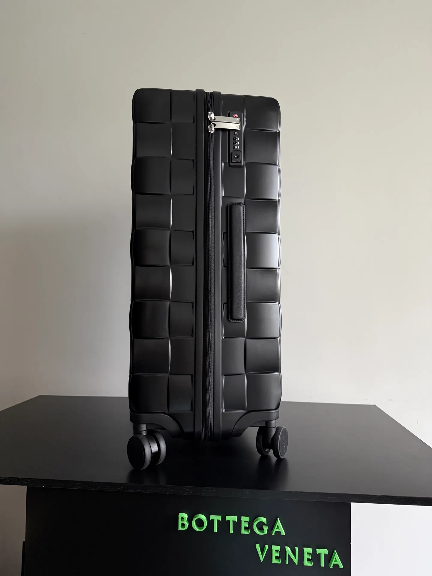 Suitcases BOTTEGA VENETA 18467877