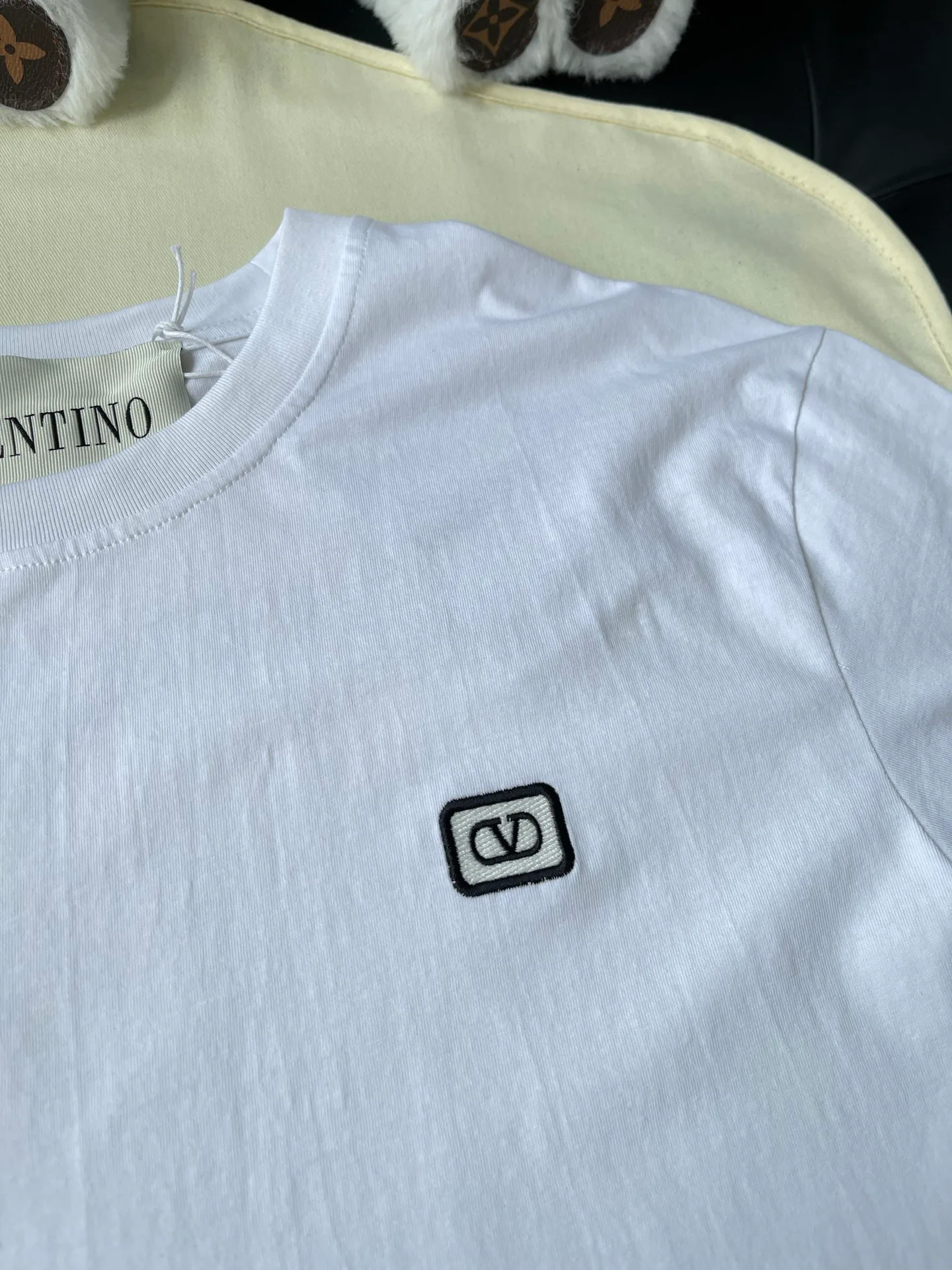 Women's T-Shirts VALENTINO 18191245