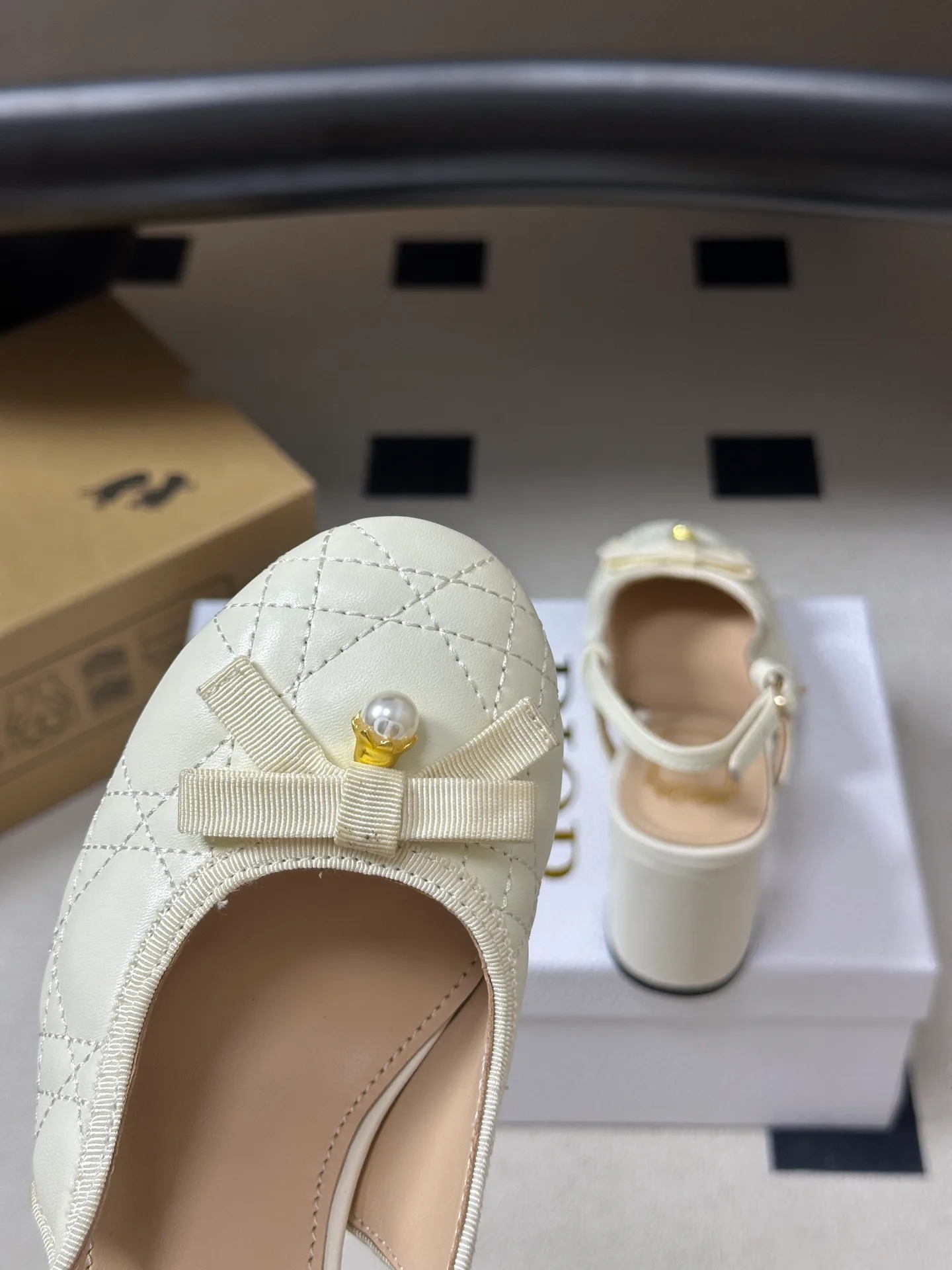 Women's Open-Toe Sandals CHRISTIAN DIOR 17939288