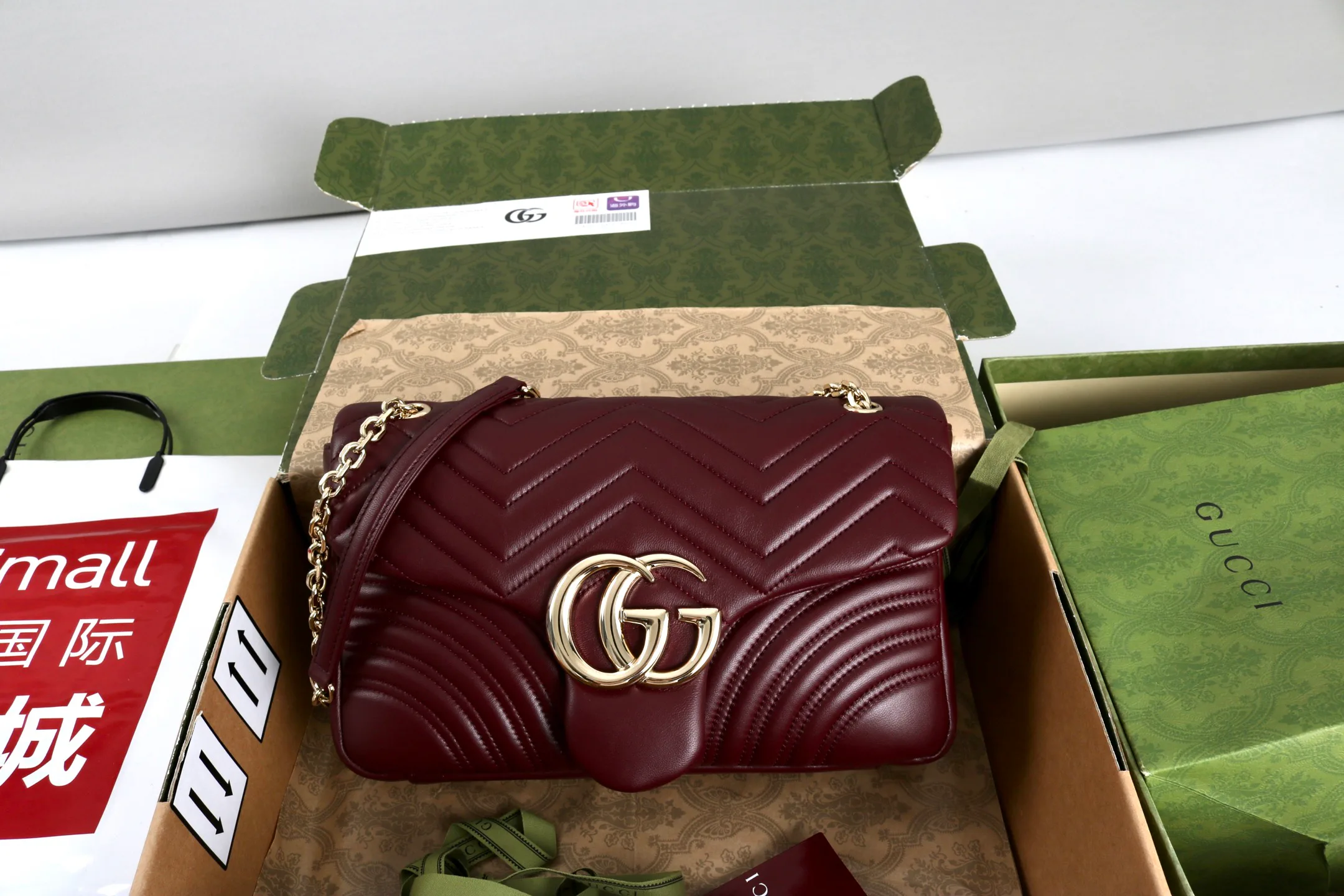 Women's Classic Handbags GUCCI 18223238