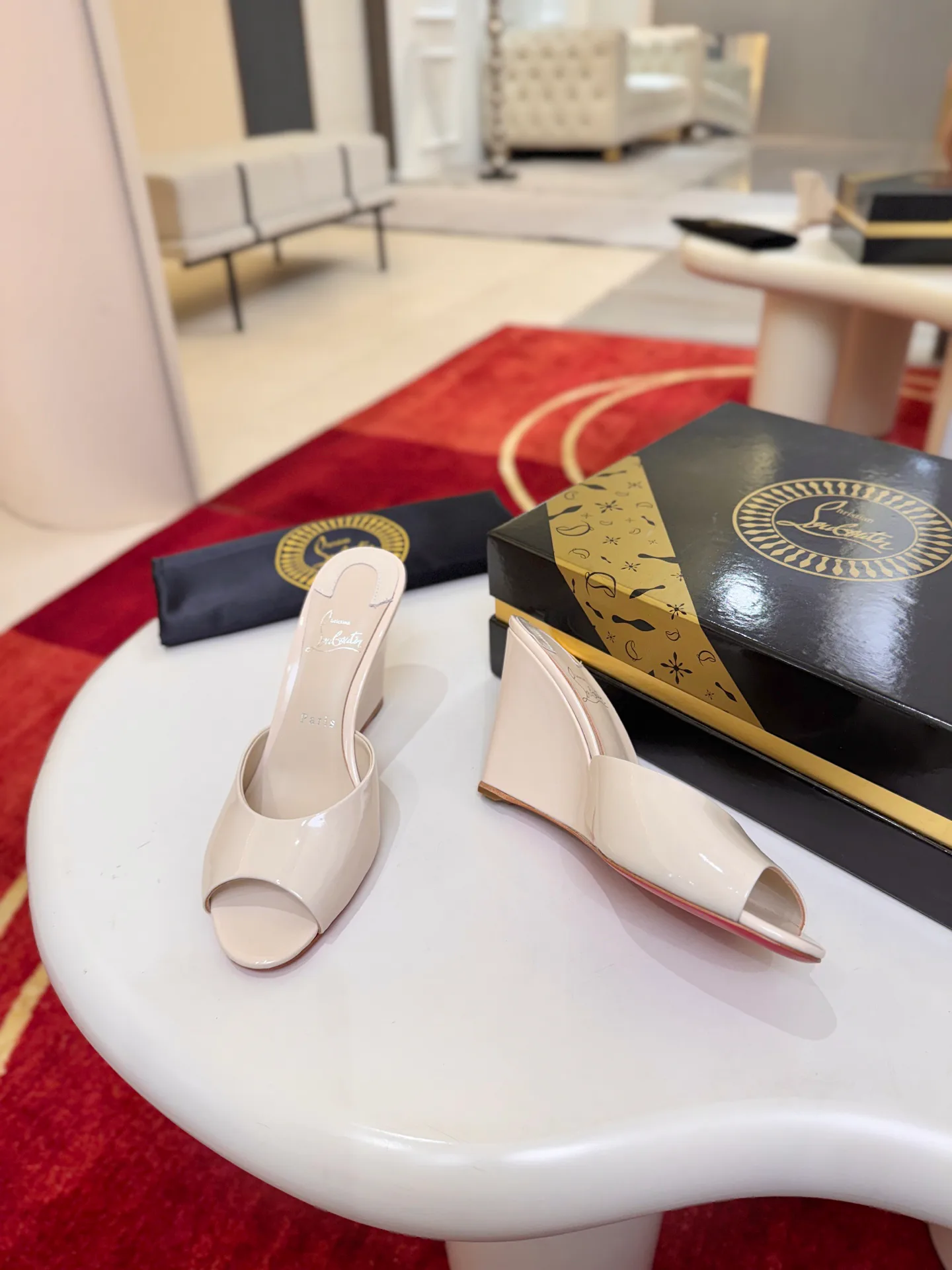 Women's Open-Toe Sandals CHRISTIAN LOUBOUTIN 18500931