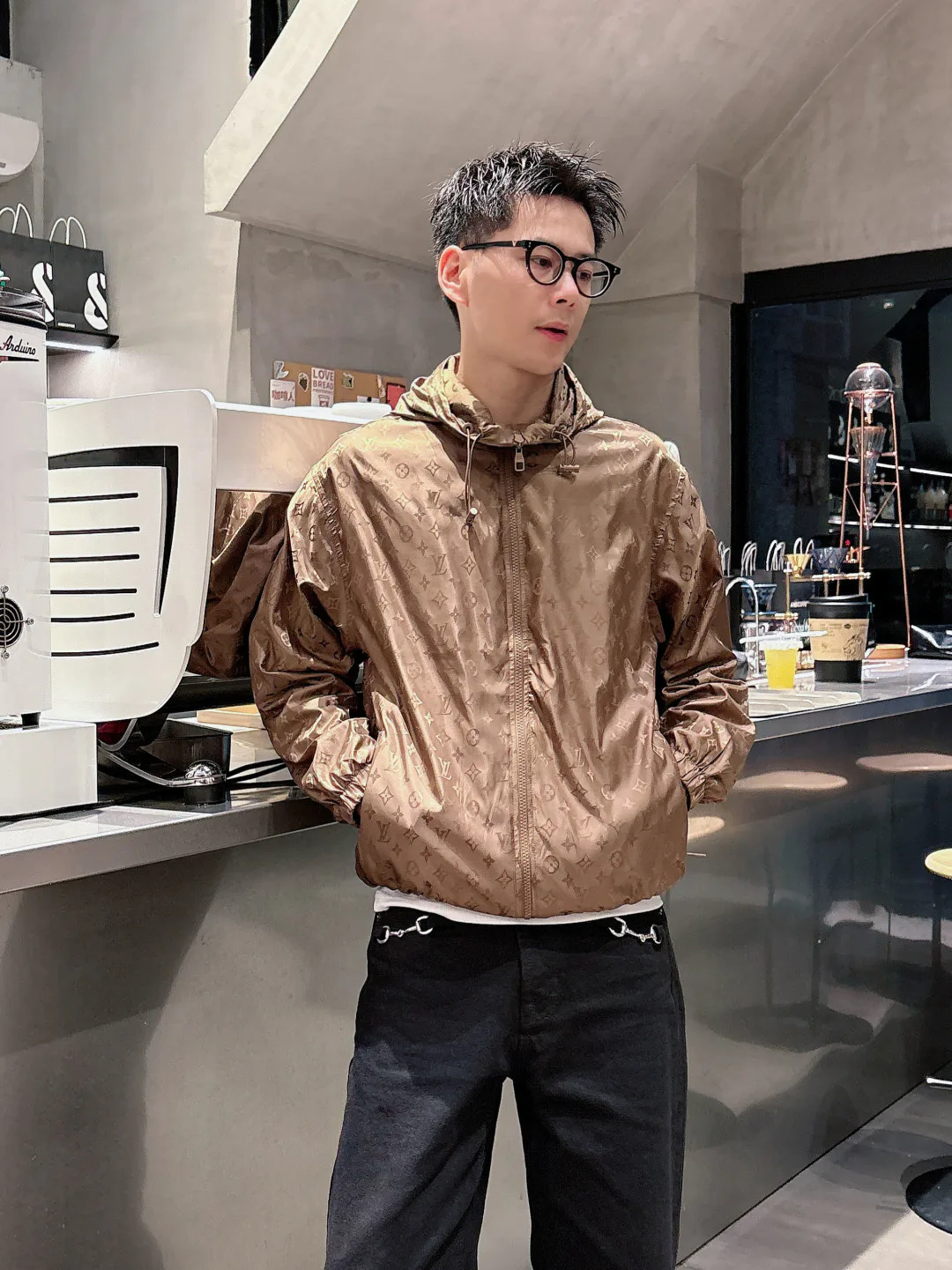 Men's Jackets And Down Jackets LOUIS VUITTON 18097605
