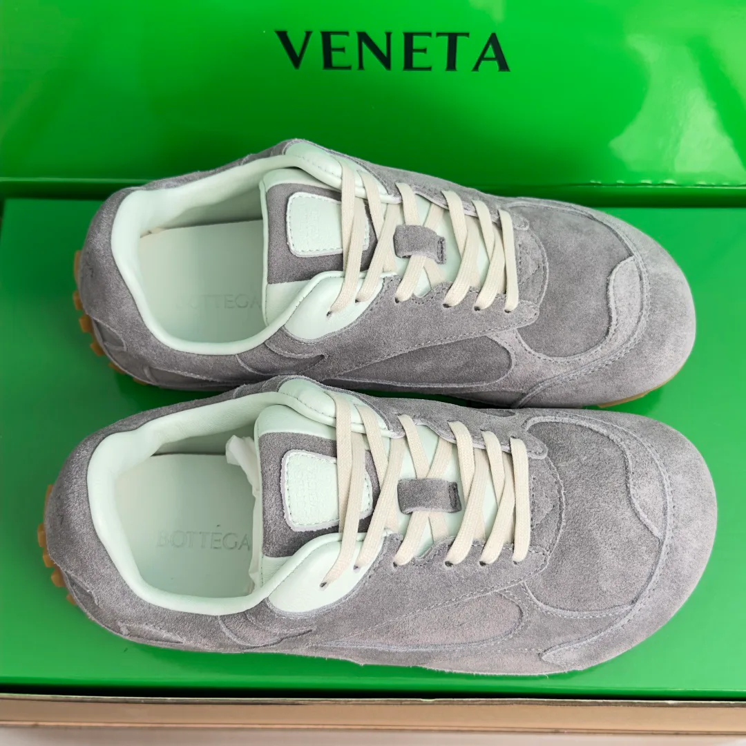 Women's Sneakers BOTTEGA VENETA 17771979