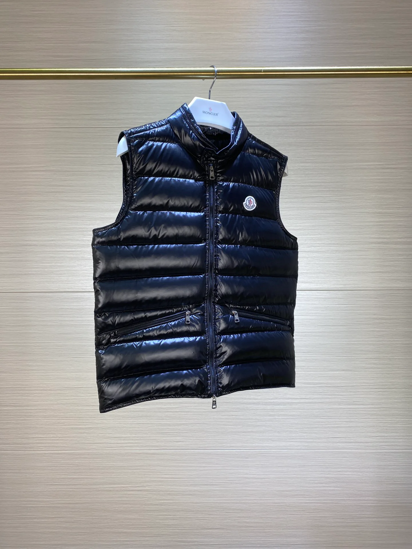Men's Vests MONCLER 18204173