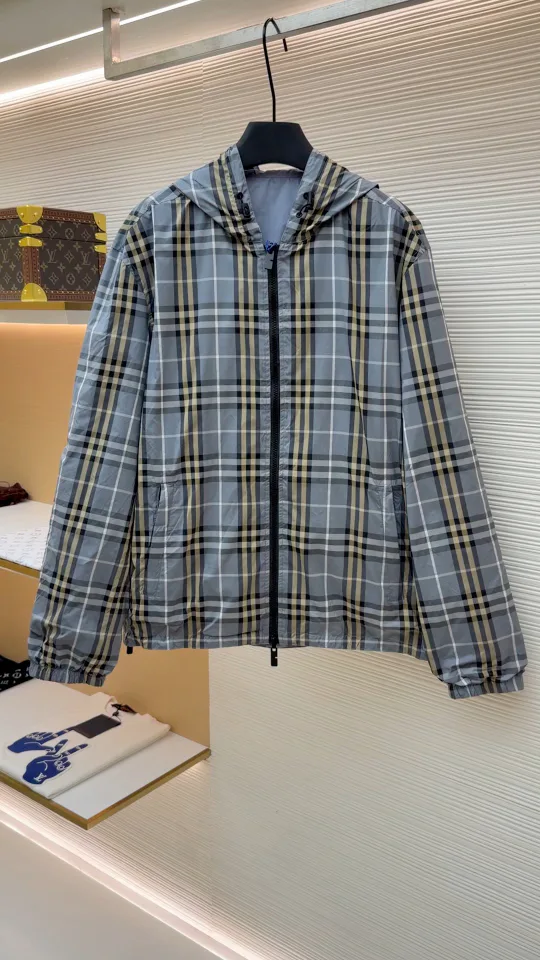 Men's Jackets And Down Jackets BURBERRY 17699415