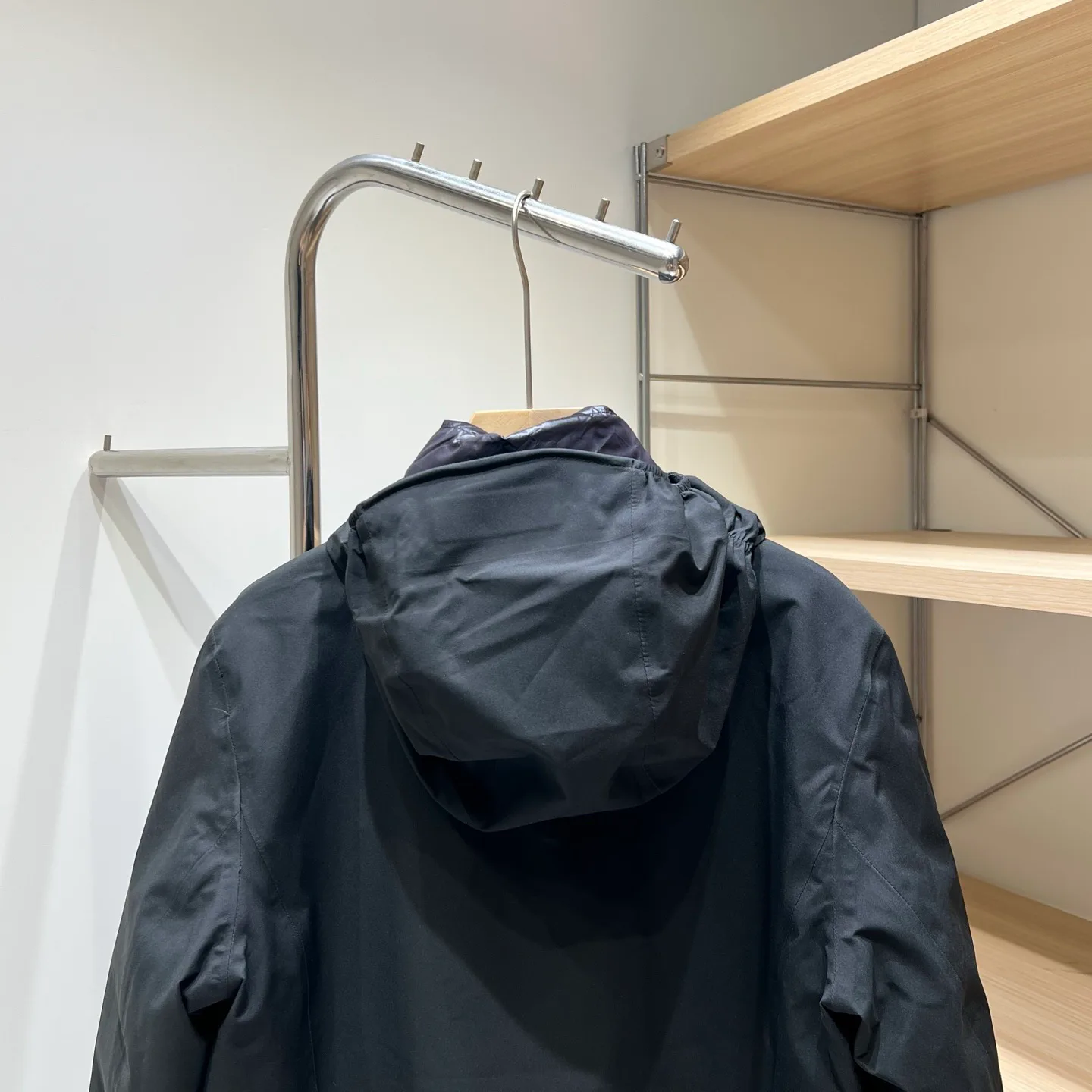 Women's Jackets And Down Jackets MONCLER 18131361
