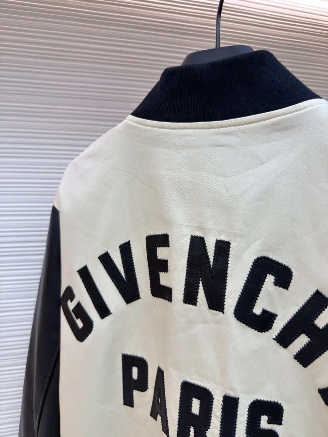 Men's Jackets And Down Jackets GIVENCHY 18154053