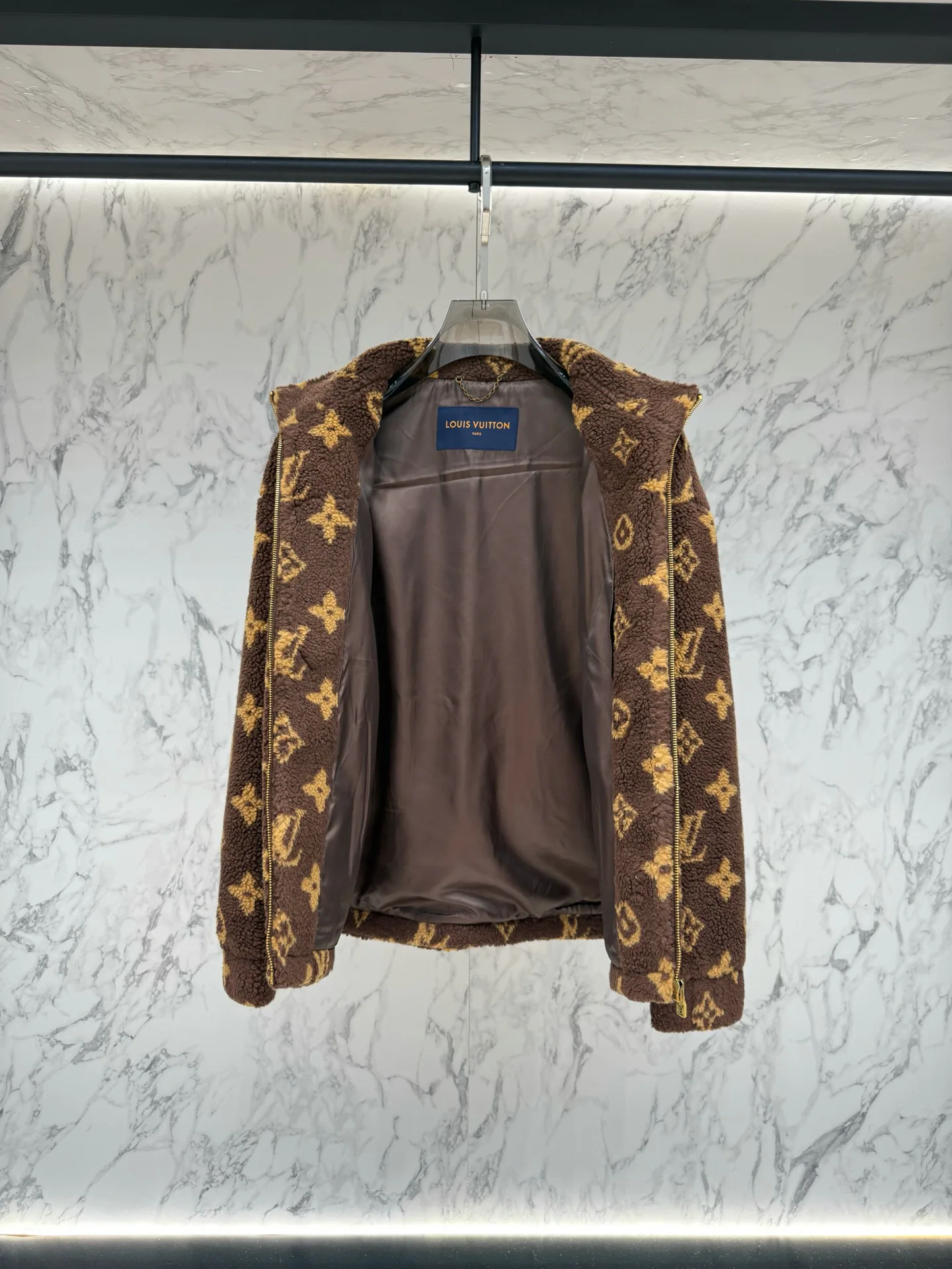 Men's Jackets And Down Jackets LOUIS VUITTON 18178430