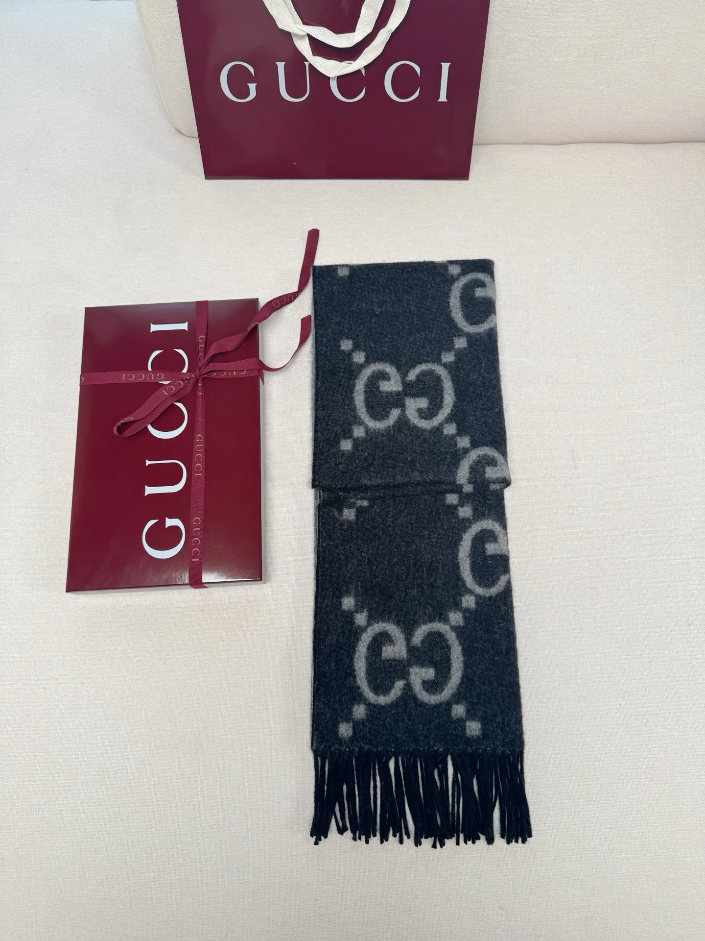 Scarves GUCCI 17945388