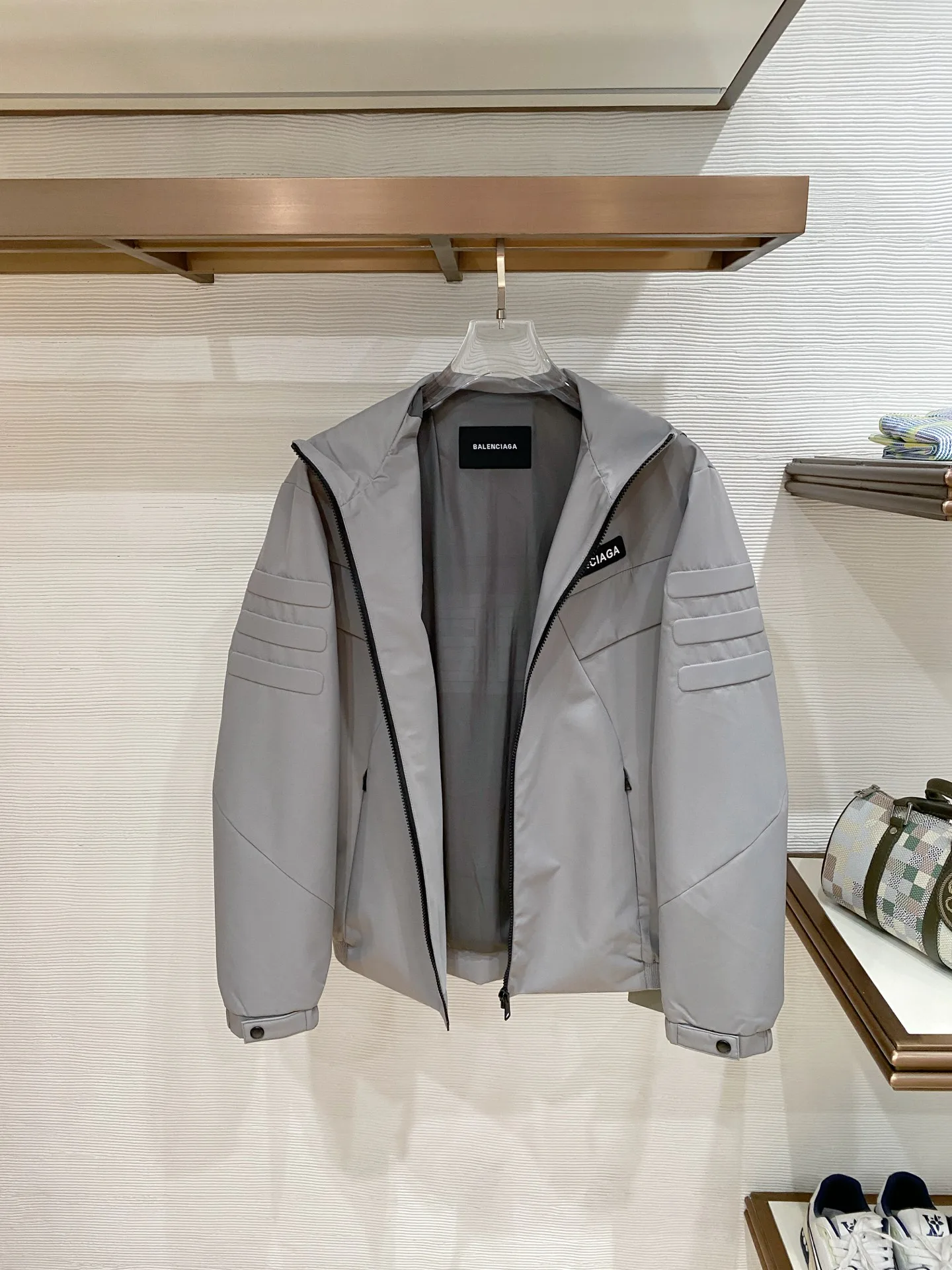 Men's Jackets And Down Jackets BALENCIAGA 18140564