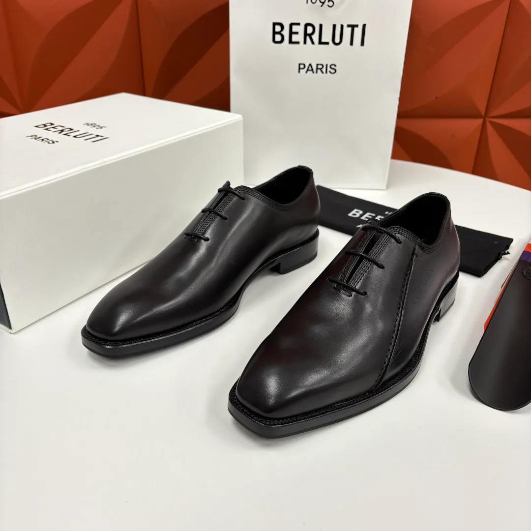 Men's Loafers And Dress Shoes BERLUTI 18117432