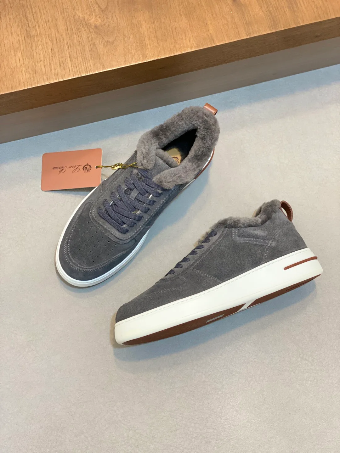 Кроссовки Мужские Loro Piana 18586563