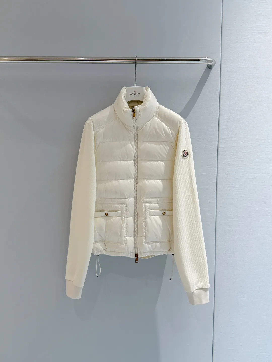 Women's Jackets And Down Jackets MONCLER 17867520