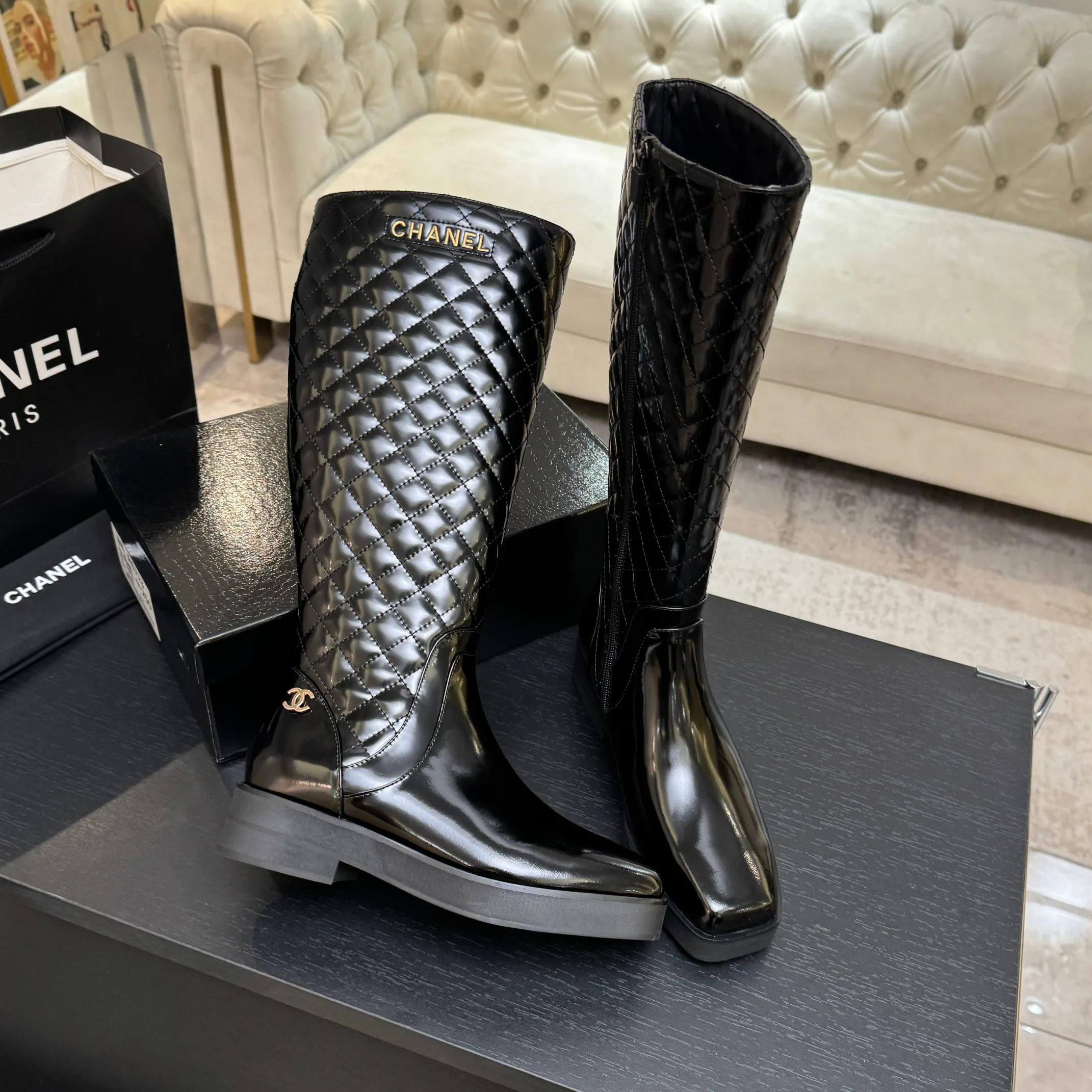 Women's Boots CHANEL 18062518