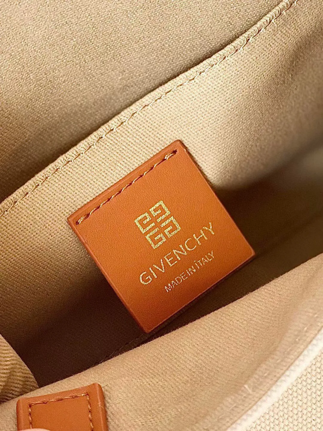 Women's Classic Handbags GIVENCHY 18452593