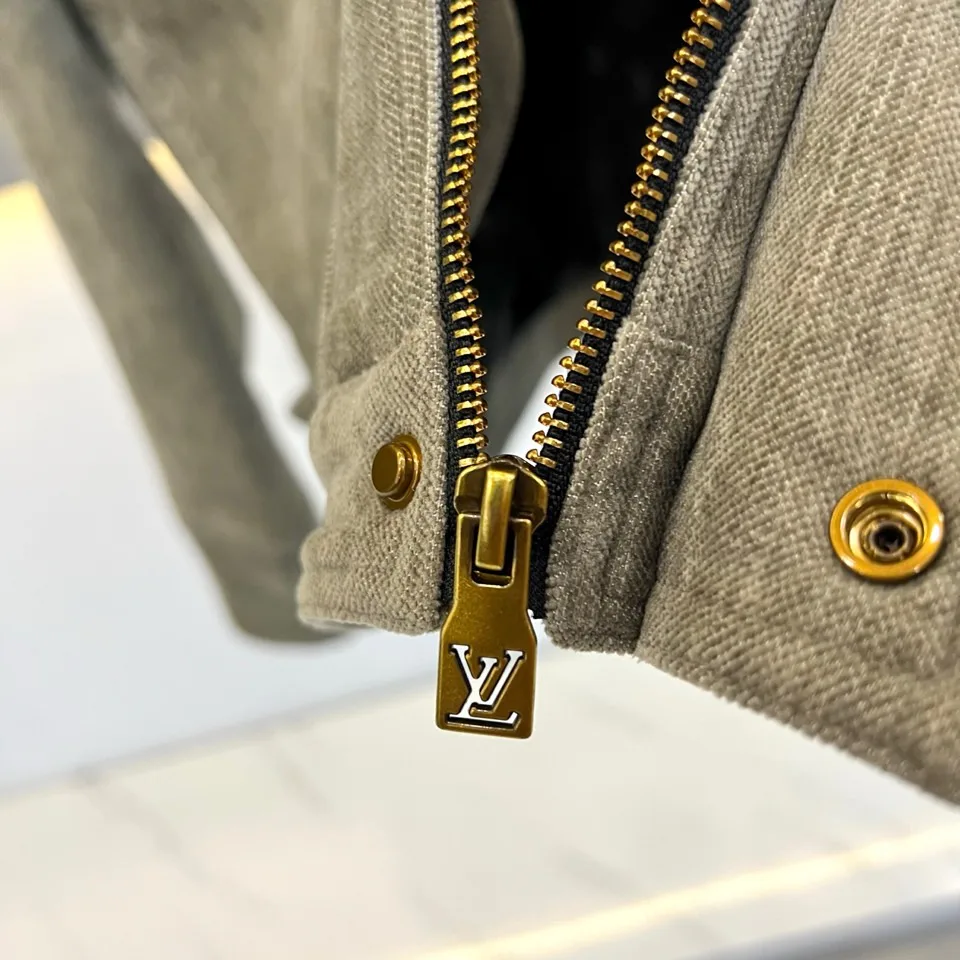 Men's Jackets And Down Jackets LOUIS VUITTON 18416781