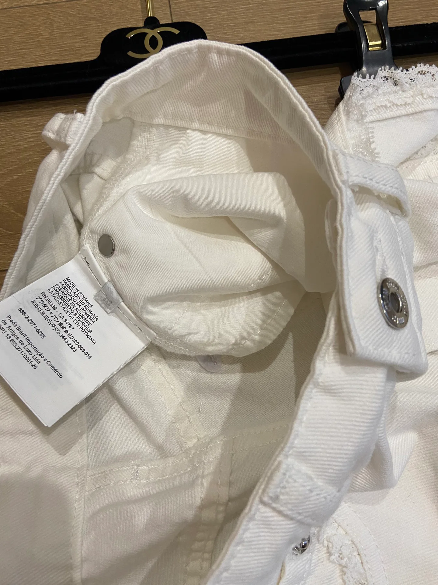 Women's Shorts MIU MIU 17222115