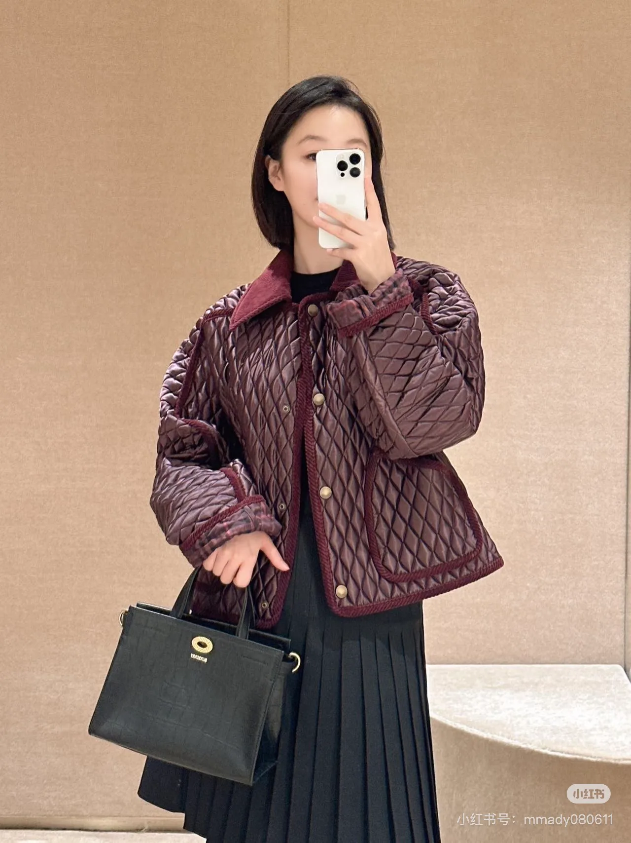 Women's Jackets And Down Jackets BURBERRY 17908965