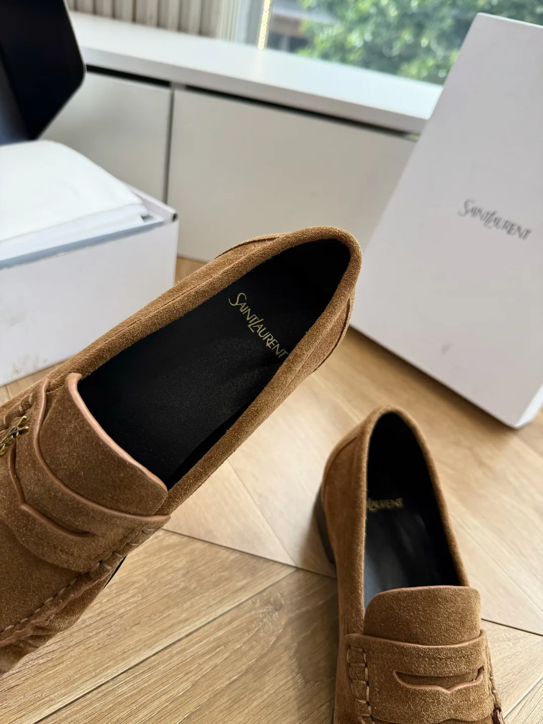 Women's Loafers And Moccasins SAINT LAURENT 17527325