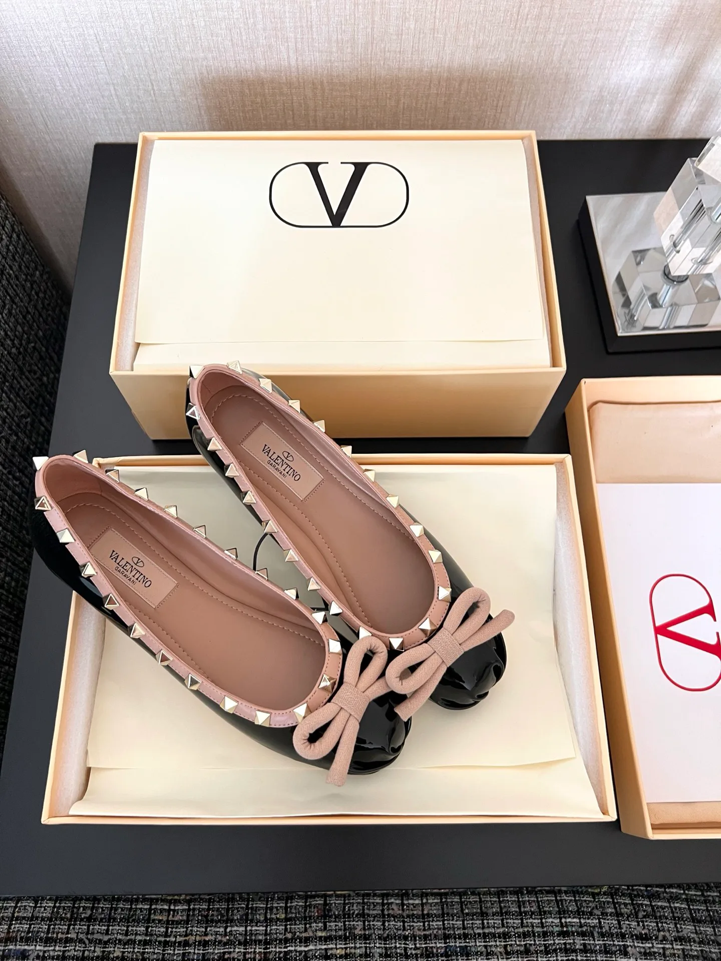Women's Ballet Flats VALENTINO 17480179