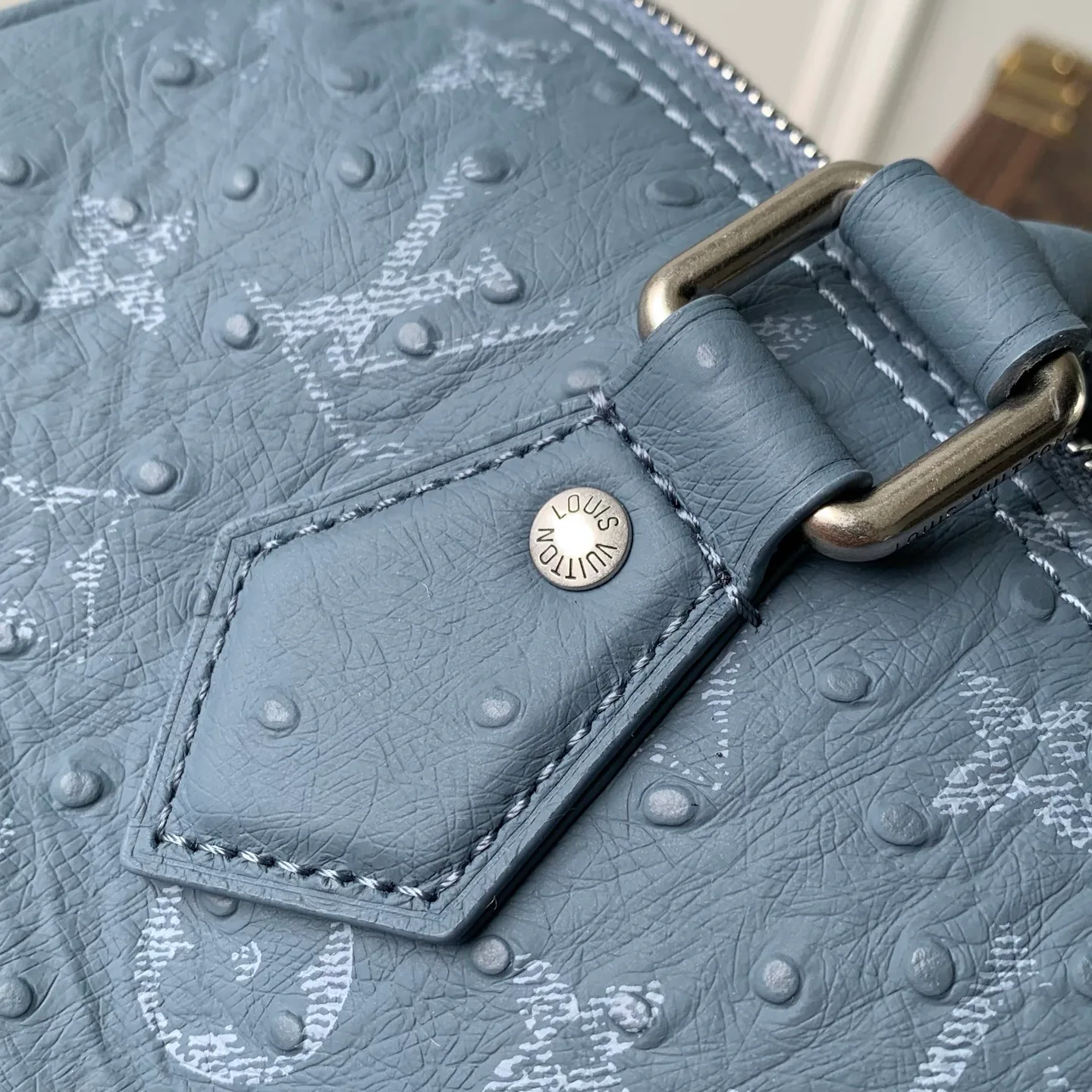 Women's Classic Handbags LOUIS VUITTON 18147446